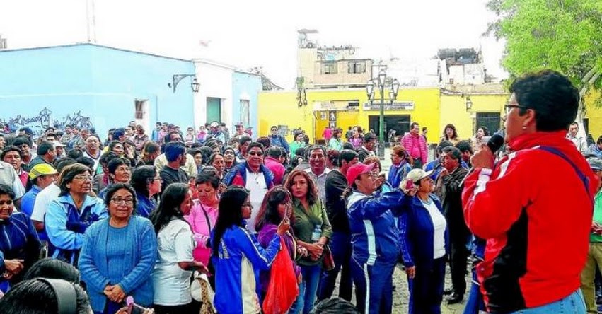 Docentes se alistan a reiniciar huelga nacional ante la falta de diálogo con el MINEDU Docentes se alistan a reiniciar huelga nacional ante la falta de diálogo con el MINEDU