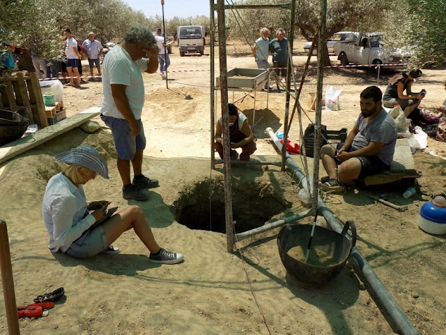 Farmer discovers Late Minoan III larnax burials in southern Crete