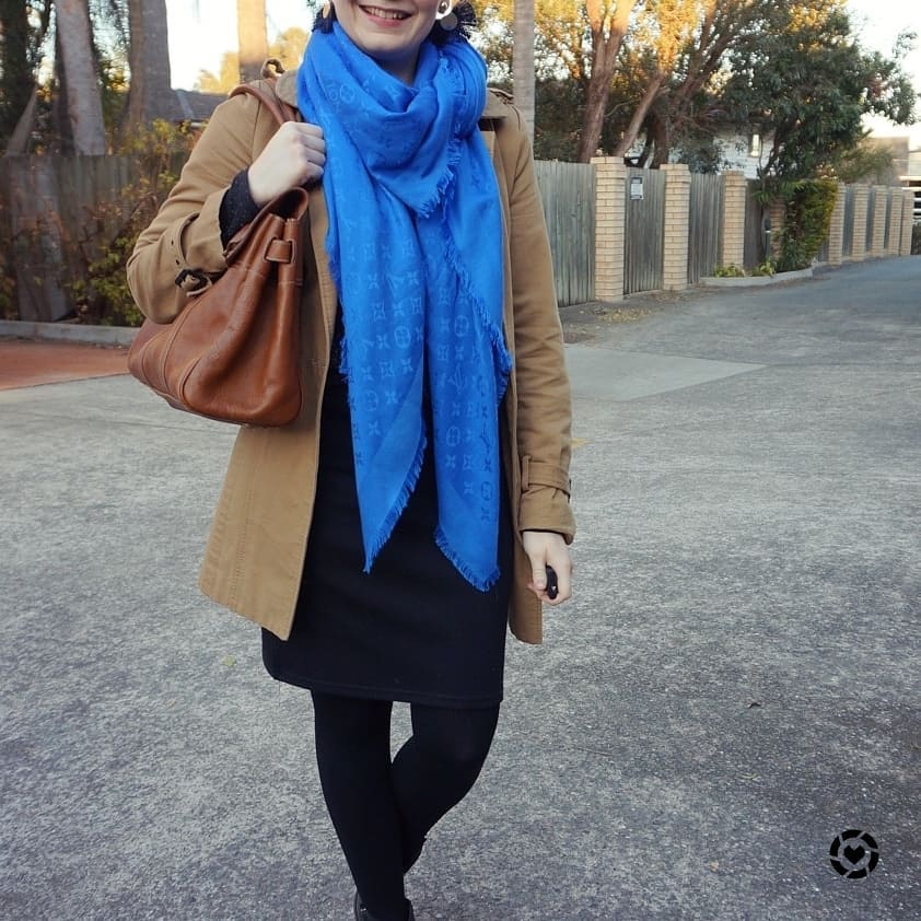 Away From Blue, Aussie Mum Style, Away From The Blue Jeans Rut:  Monochromatic Winter Outfits With Matchy-Matchy Pops of Colour Scarves and  Bags