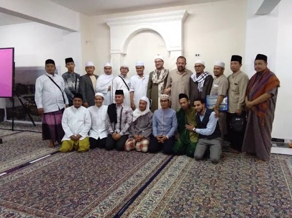 Dauroh Pimpinan Pesantren Indonesia di Alexandria oleh IKADA Mesir Dauroh Pimpinan Pesantren Indonesia di Alexandria oleh IKADA Mesir