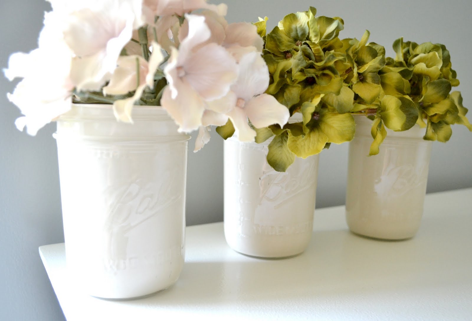 Lovely Painted Mason Jars... Liz Marie Blog