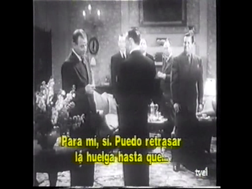 vlcsnap 12175606 - Dragones negros-1942-vhsrip (vos-subs exclusivos de Tve) (1 link)