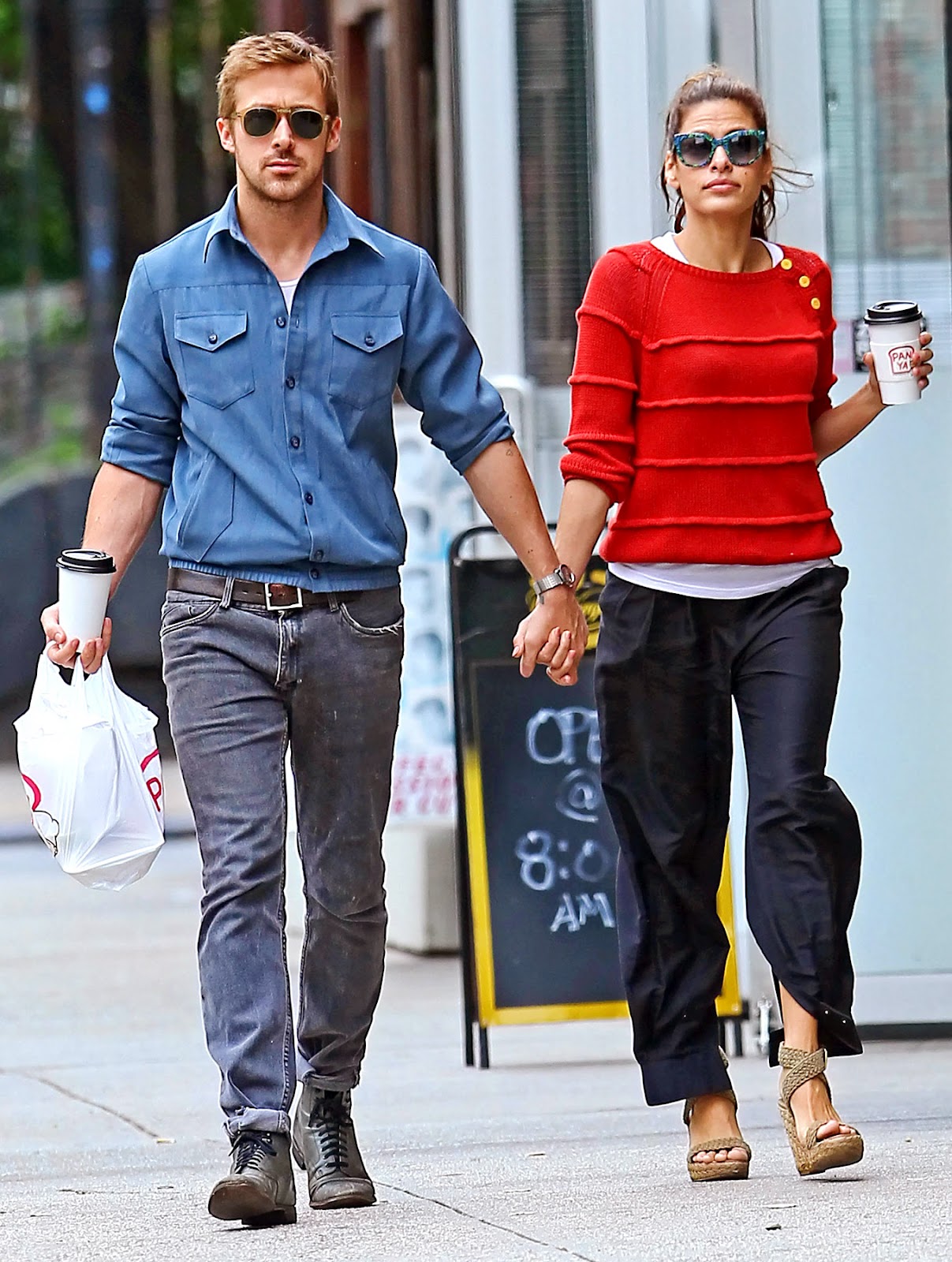 HOLLYWOOD ALL STARS Eva Mendes and Her Boyfriend Ryan Gosling Pictures HOLLYWOOD ALL STARS Eva Mendes and Her Boyfriend Ryan Gosling Pictures