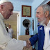 El Papa Francisco fue a visitar a Fidel Castro a su casa medicalizada 
