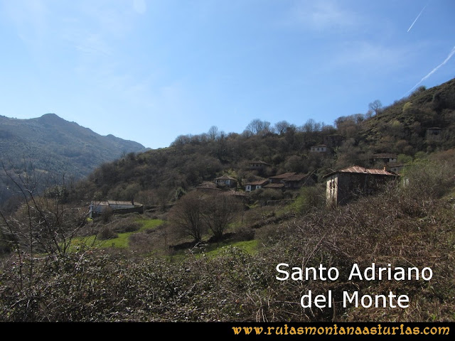 Ruta Linares, La Loral, Buey Muerto, Cuevallagar: Vista de Santo Adriano del Monte