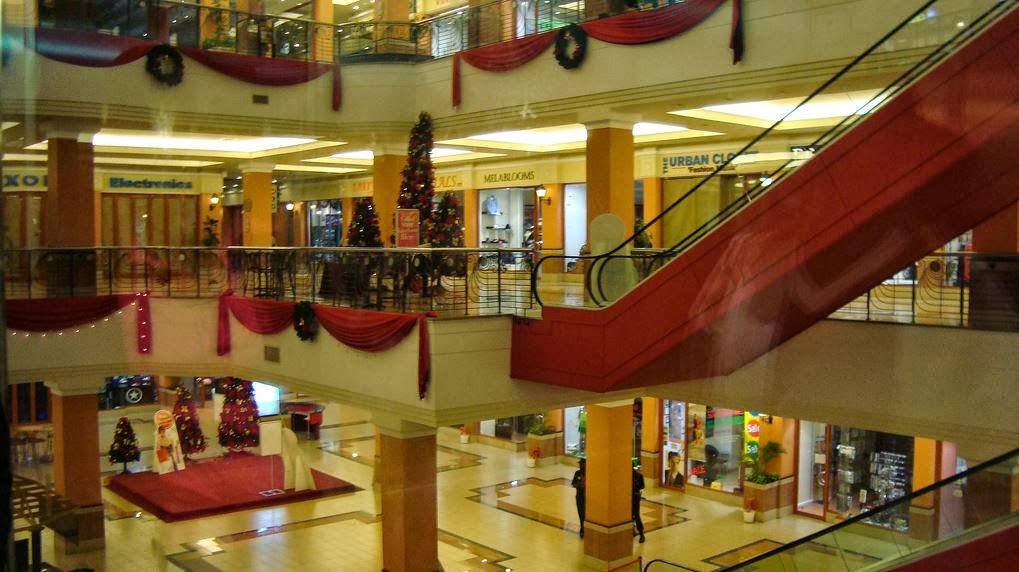 10+ Beautiful PHOTOS of Westgate Mall Before It Was Destroyed