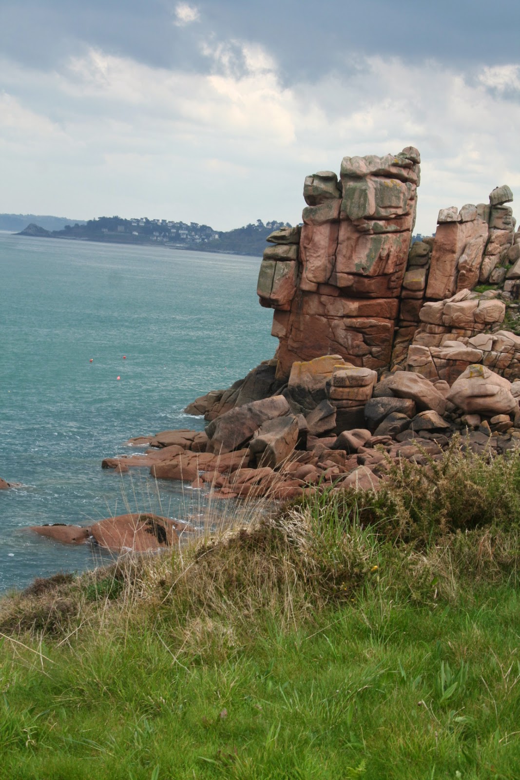 Randonnée Bretagne Le sentier des douaniers la côte de granit rose