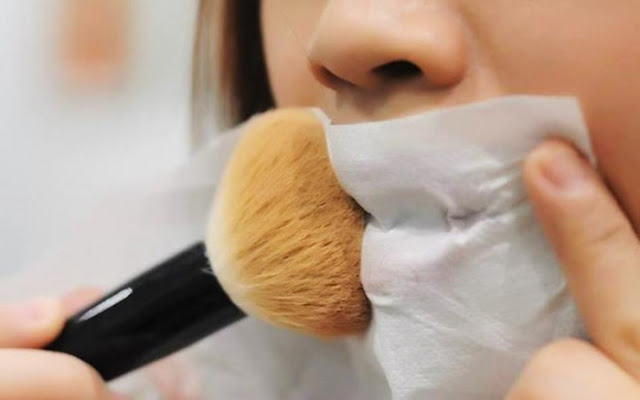 Jika Kalian sering Menggunakan Bedak Bayi buat Muka, Inilah 11 Manfaat lainnya yang bisa Kalian Coba Jika Kalian sering Menggunakan Bedak Bayi buat Muka, Inilah 11 Manfaat lainnya yang bisa Kalian Coba