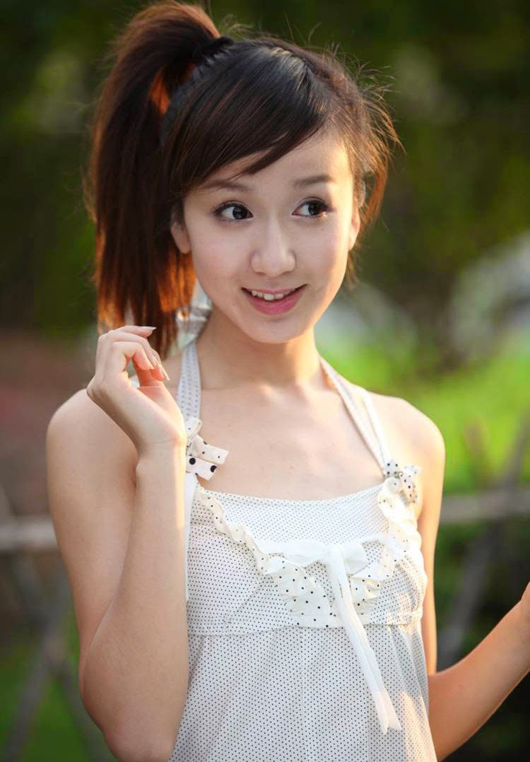 中国の新しい情報 有名女優 ６ ロー イース