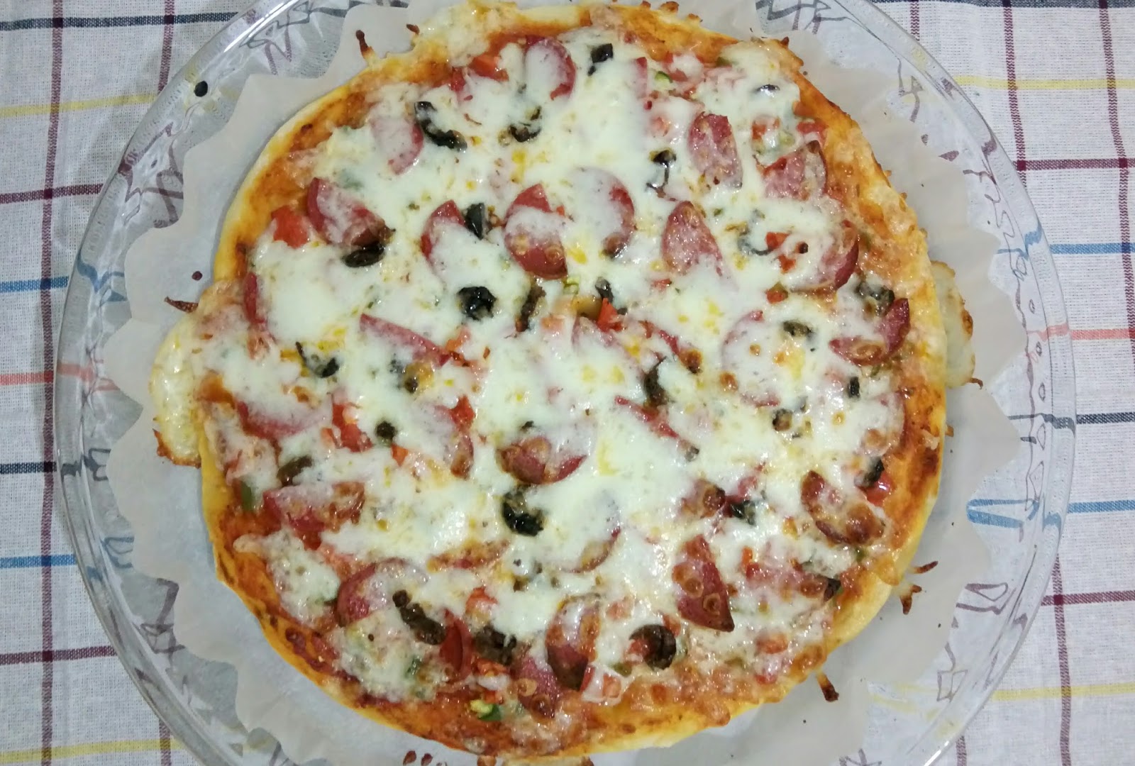 EVDE PİZZA TARİFİ (MAYALI HAMUR İLE)