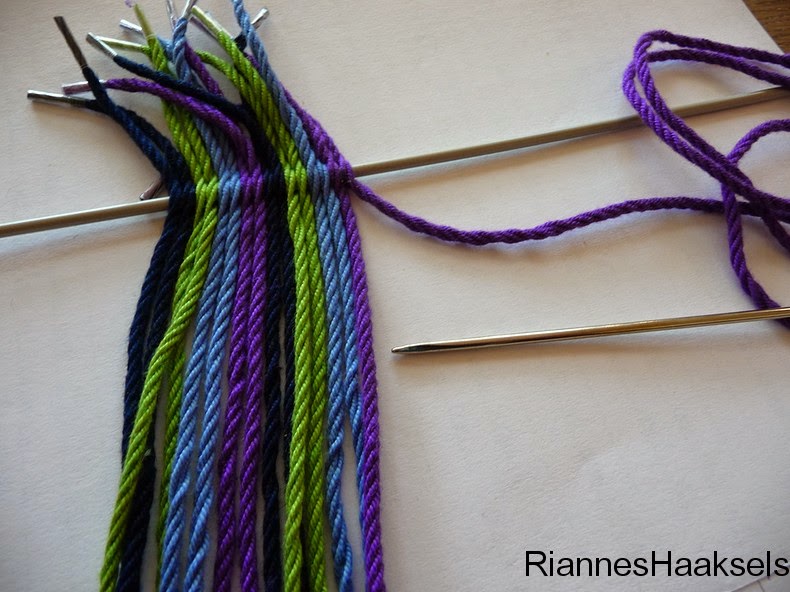 RiannesHaaksels Ply split braiding tutorial 1