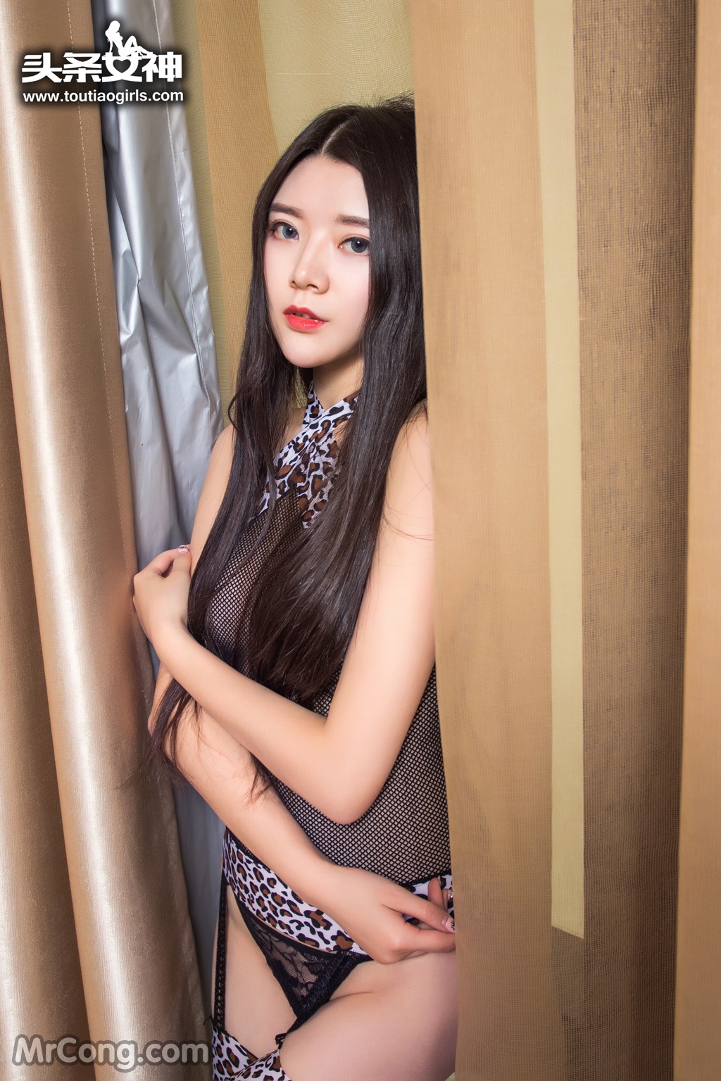 TouTiao 2017-01-02: Model Lin Lei (林蕾) (27 photos) photo 2-0