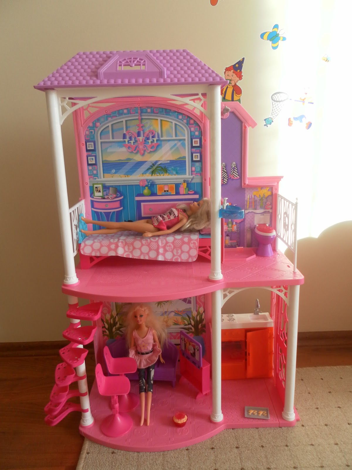 barbie evi asansörlü