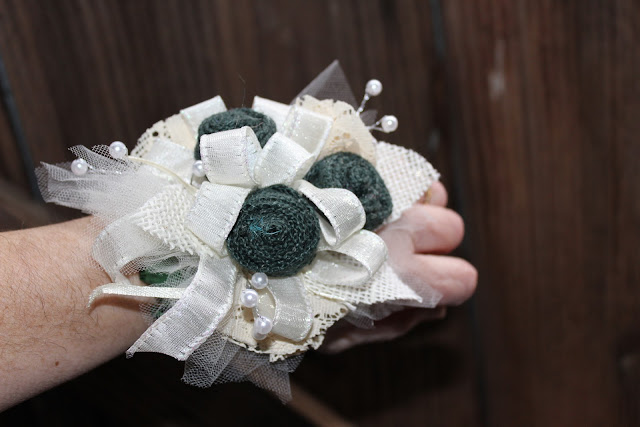 mothers corsage 
