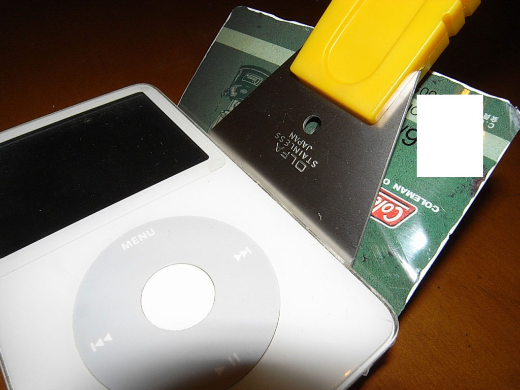 iPodをSSD化する: iFlash-Quadで第5世代iPod Classicを大容量化- iPod5Gの分解方法