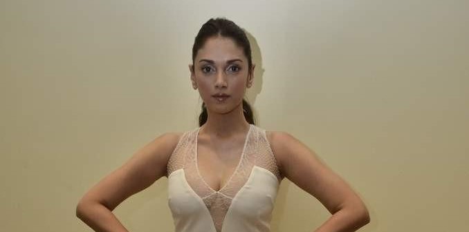 Aditi Rao Hydari hot, Aditi Rao Hydari bio