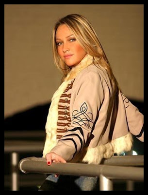 Elessandro De Almeida Blogger: Cantora Deborah Blando O Retorno