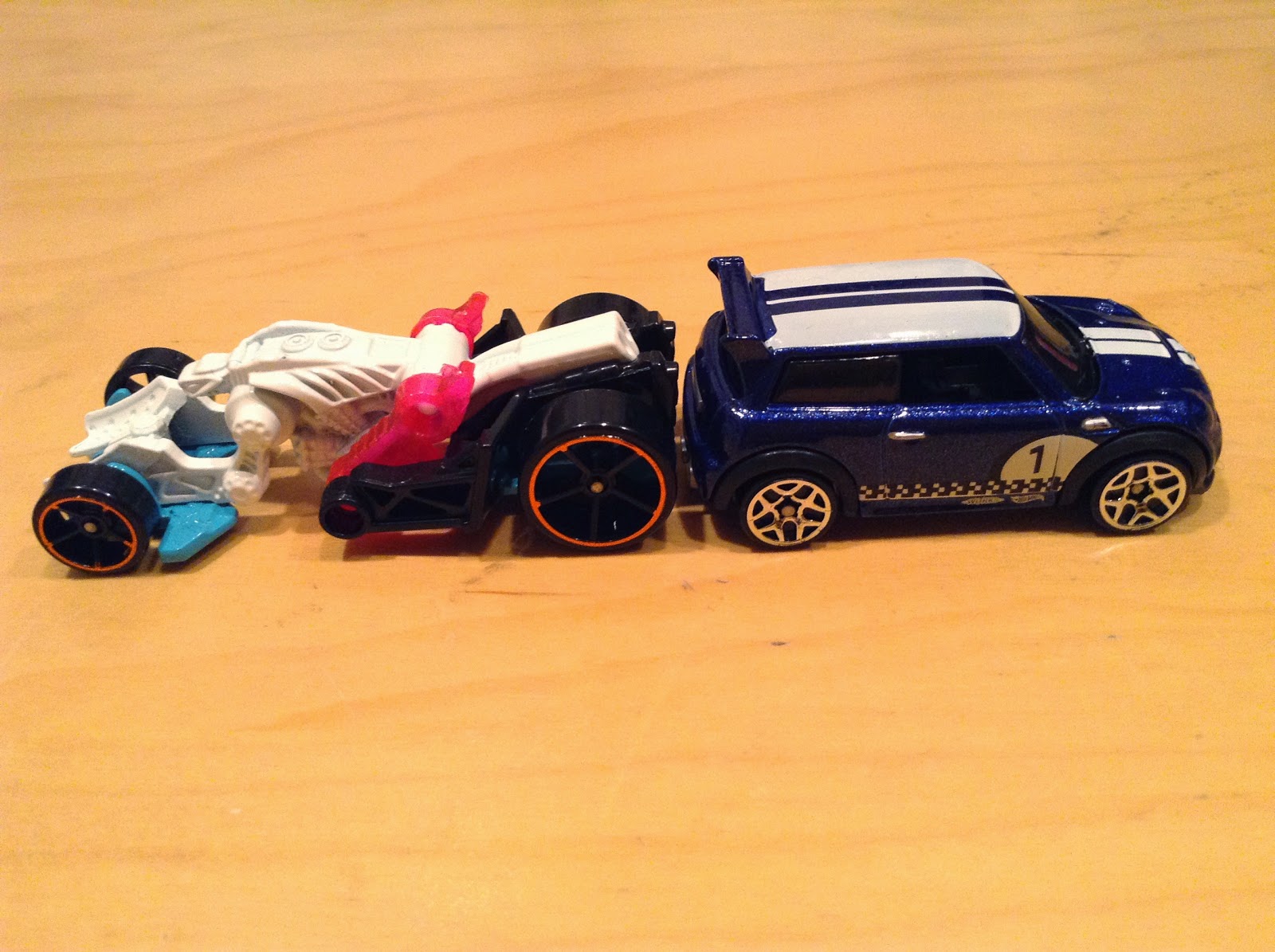 JULIAN'S HOT WHEELS BLOG Spector & Mini Cooper S Challenge (RAOK