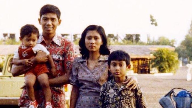 Beredar Foto Lawas Keluarga SBY, Siapa Sosok Gadis Kecil ini?