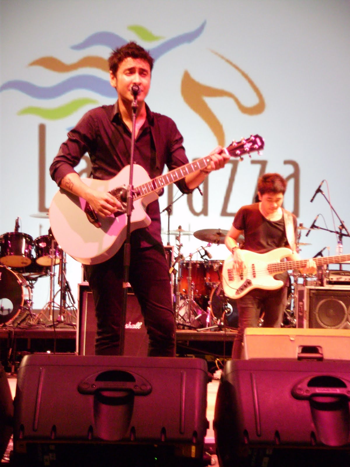 MY JOURNAL: at La Piazza Kelapa Gading 30.04.2011