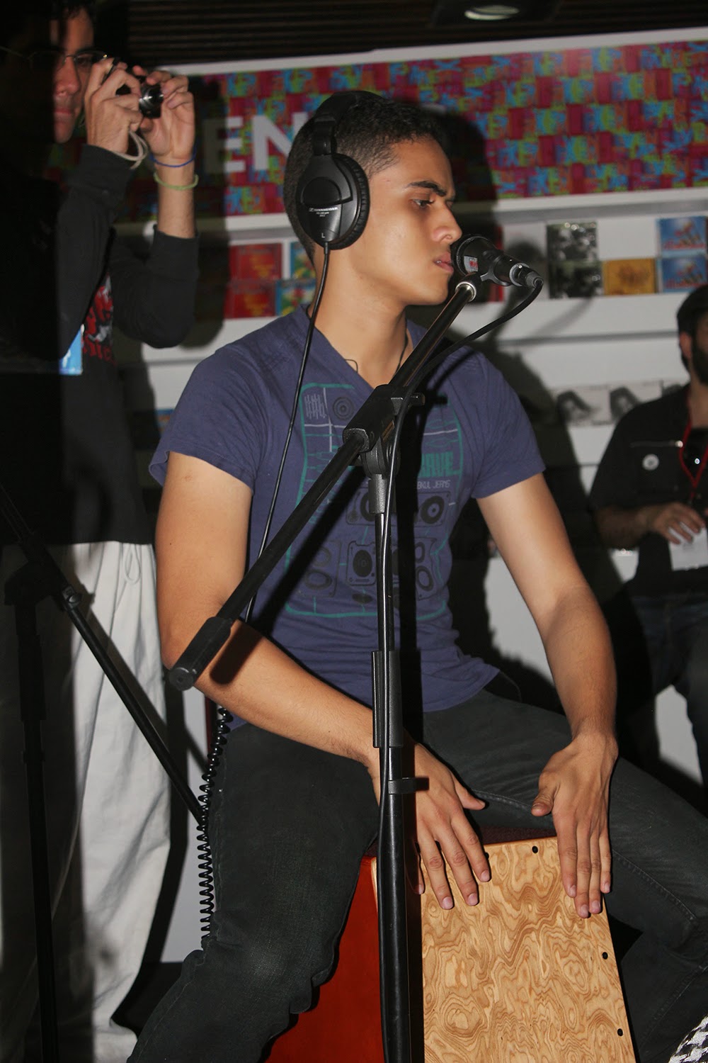 ALÍ PRIMERA SE ESCUCHÓ EN LA FILVEN 2014