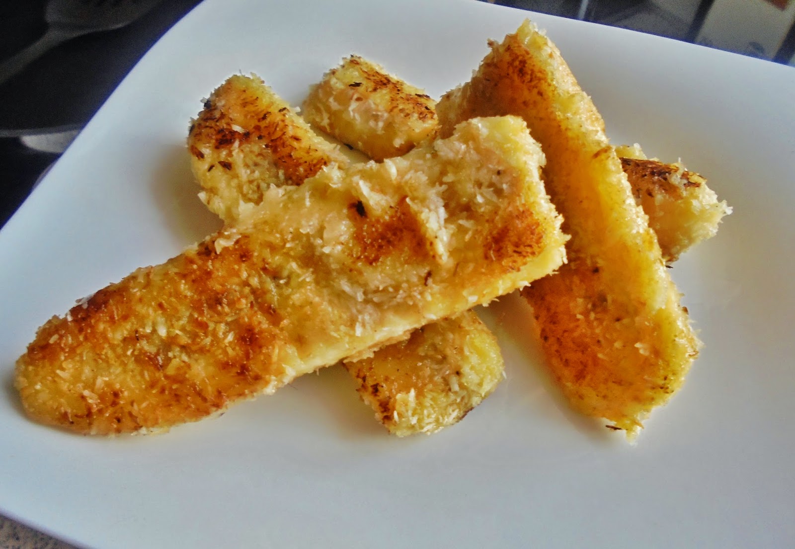 Gold Candy Floss: Gebackene Bananen mit Kokos-Panade