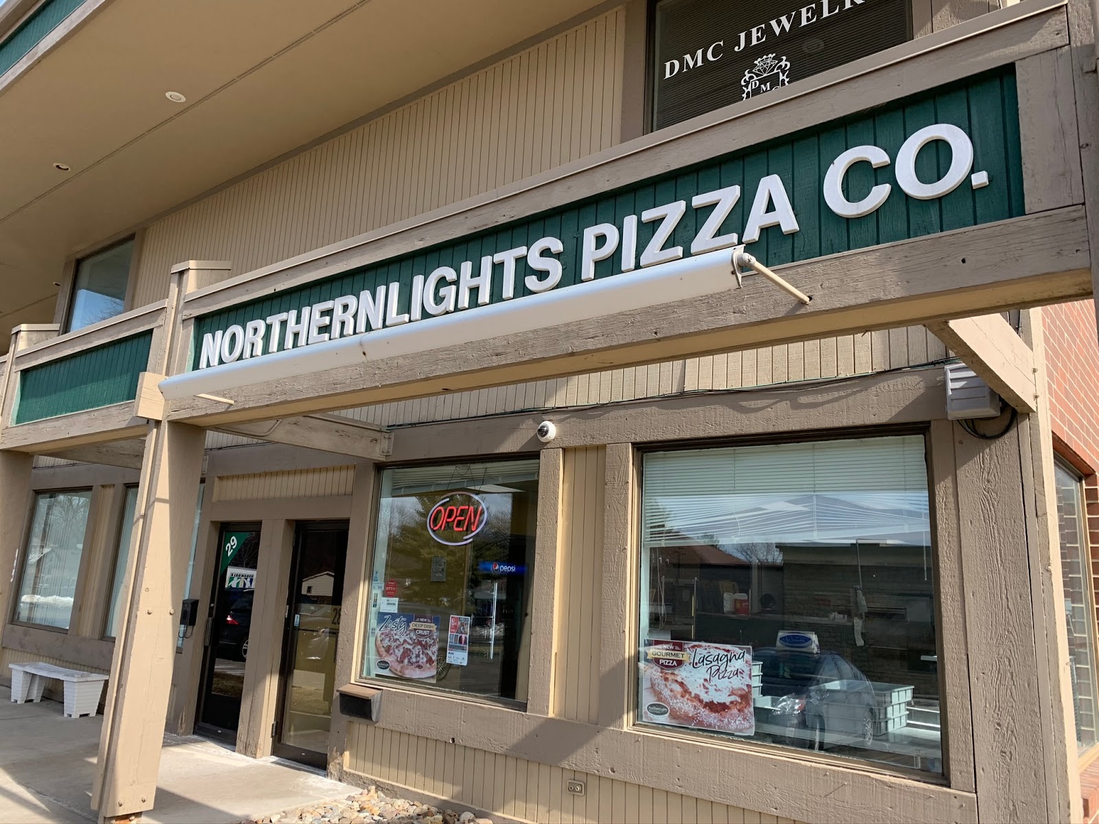 Des Moines Northern Lights Pizza