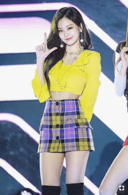 Pannatic The Change In Jennie S Stage Outfits After Blackpink