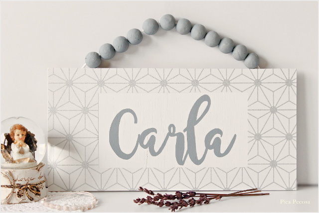 cartel-nombre-bebe-diy-tabla-chalk-paint-bolas-porexpan