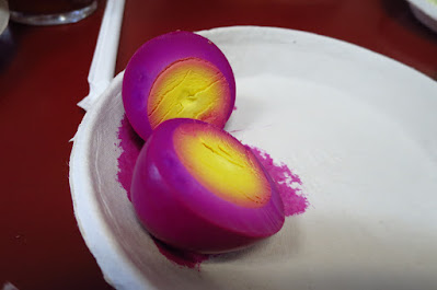 Los Angeles, Philippe the Original, pink eggs