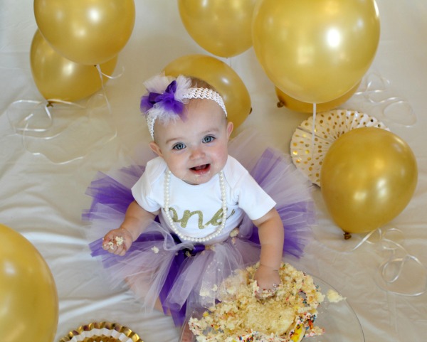 5 easy steps to create the perfect first birthday cake smash photo shoot