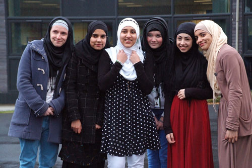 Mencengangkan! Ternyata Wanita Muslim Inggris Senang Dipoligami