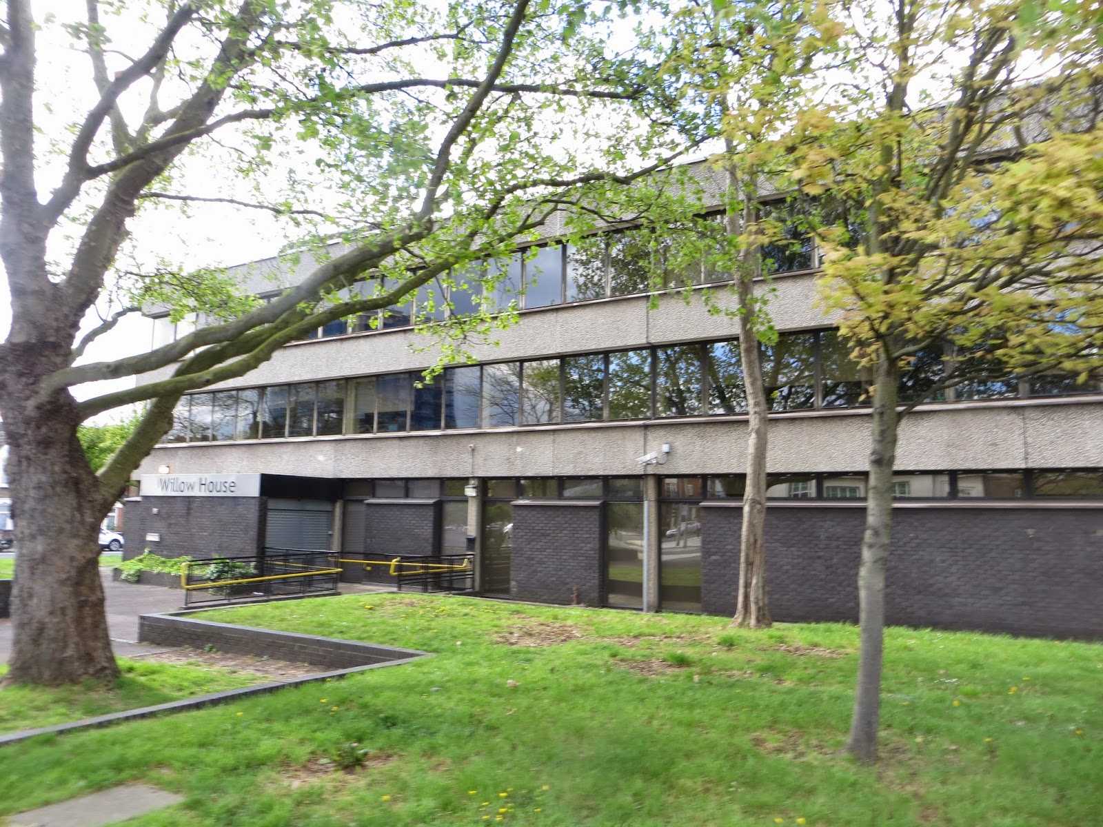 Bobby's Dream Willow House, Forest road, E17