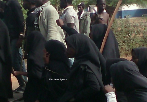 Islamic Movement Leader Sheikh Zakzaky Arrested by Nigerian Army / Photos