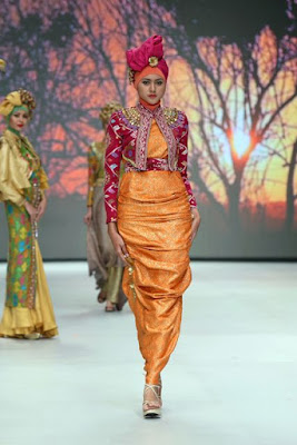 Model Baju Batik Muslim Model Baju Batik Muslim