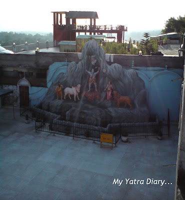 13 floored Kailash Niketan Temple in Rishikesh