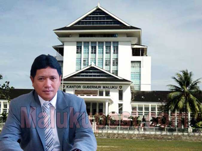 Masalah HPH Yamdena Dibahas Di Jakarta Ambon, Malukupost.com - Masalah penutupan sementara pengoperasian HPH di Yamdena, Kabupaten Maluku Tenggara Barat oleh Bupati setempat Petrus Fatlolon dibahas di Jakarta pada 11 Oktober 2017. "Menteri Lingkungan Hidup dan Kehutanan Siti Nurbaya Bakar telah menyikapi keputusan sementara Bupati MTB dengan membicarakan bersama melibatkan Dinas Kehutanan Maluku," kata Kadis Kehutanan setempat, Sadly Lie yang dikonfirmasi, Senin (9/10). Menteri Siti telah menyurati Bupati MTB dengan tembusan ke Dinas Kehutanan Maluku untuk membicarakannya bersama di Jakarta, menindaklanjuti penutupan sementara operasional PT Karya Jaya Berdikari sejak 21 September 2017.
