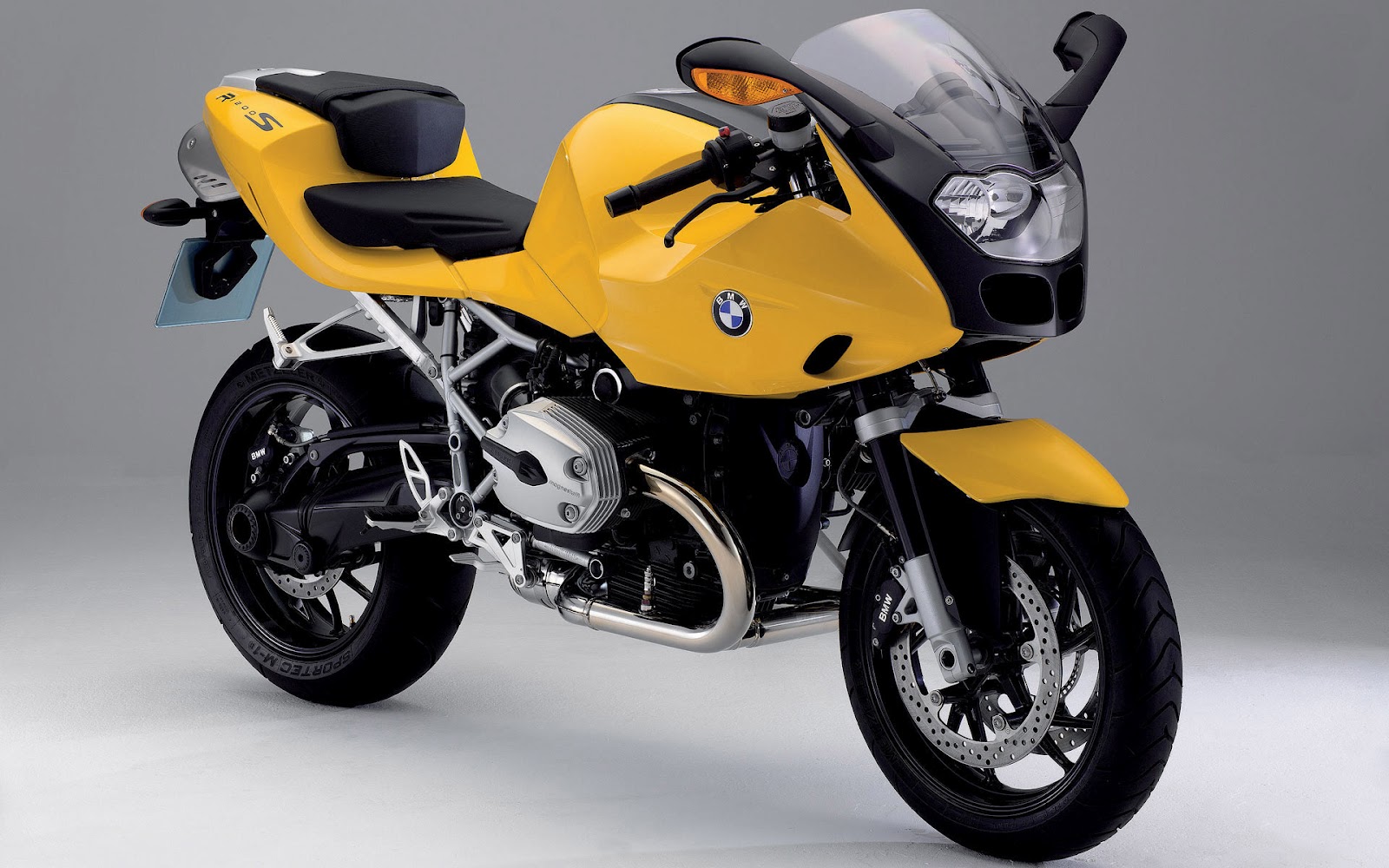 fastest bmw bike