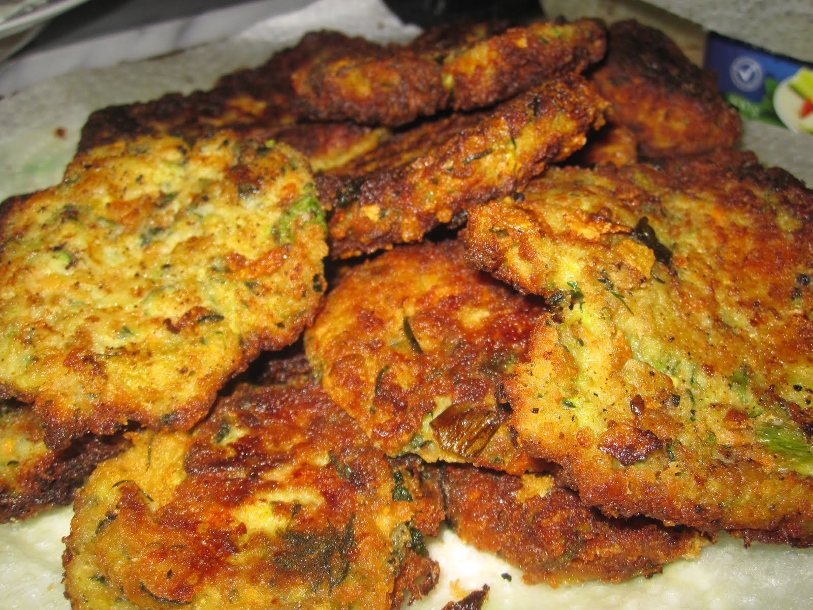 Dom Appetit!: Fried Zucchini Fritters