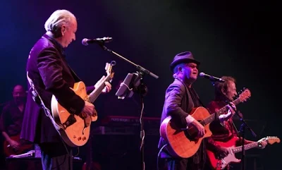 The Monkees, live