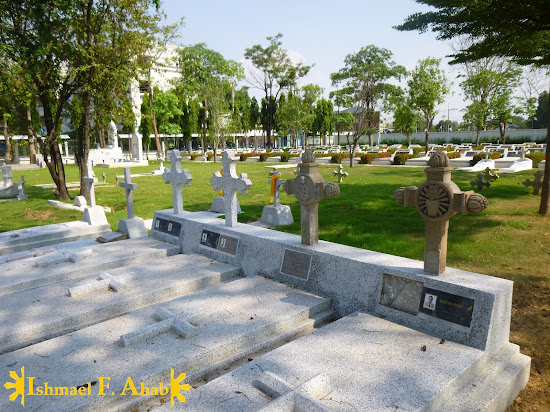Ayutthaya Historical Park - Cemetery near St. Joseph Church