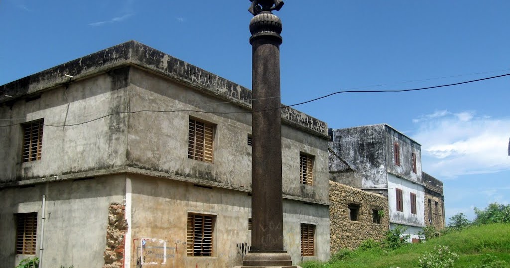 Tamilnadu Tourism Colachel Pillar, Kanyakumari