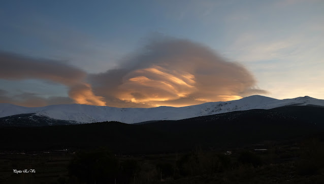 Nubes Lenticulares, Jérez del Marquesado, senderismo, trekkingPicón,Sierra Nevada