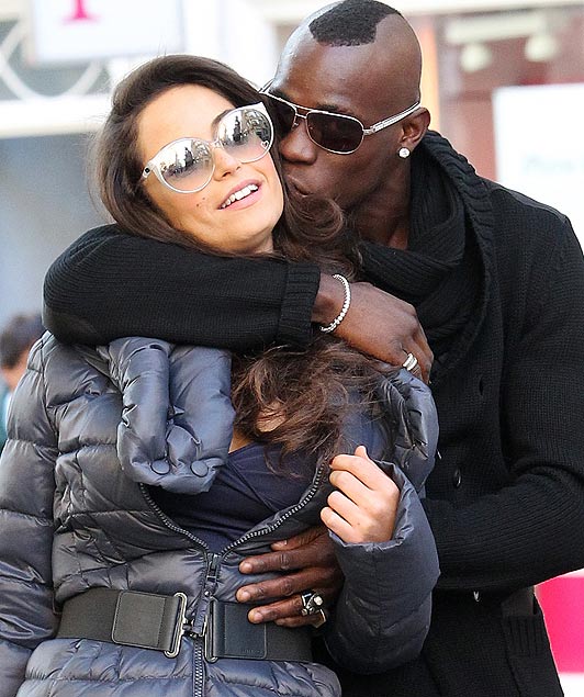 All Football Stars Mario Balotelli Girlfriend Raffaella Fico 2012