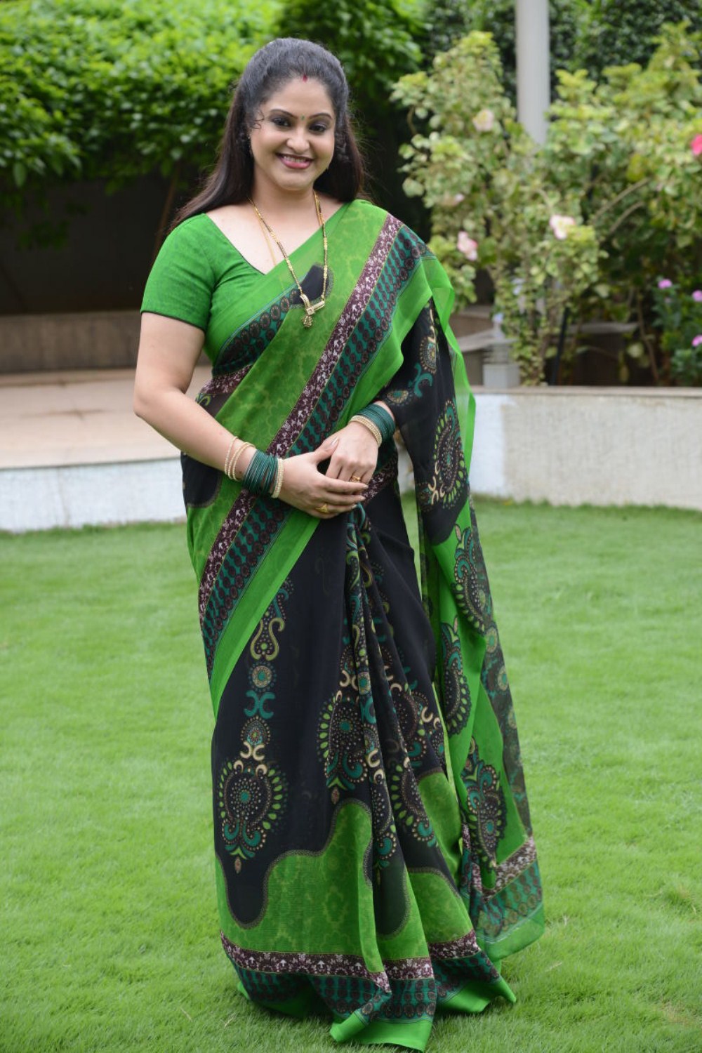 All Indian Beauties: Rassi Beautiful Photo Stills in Green Saree