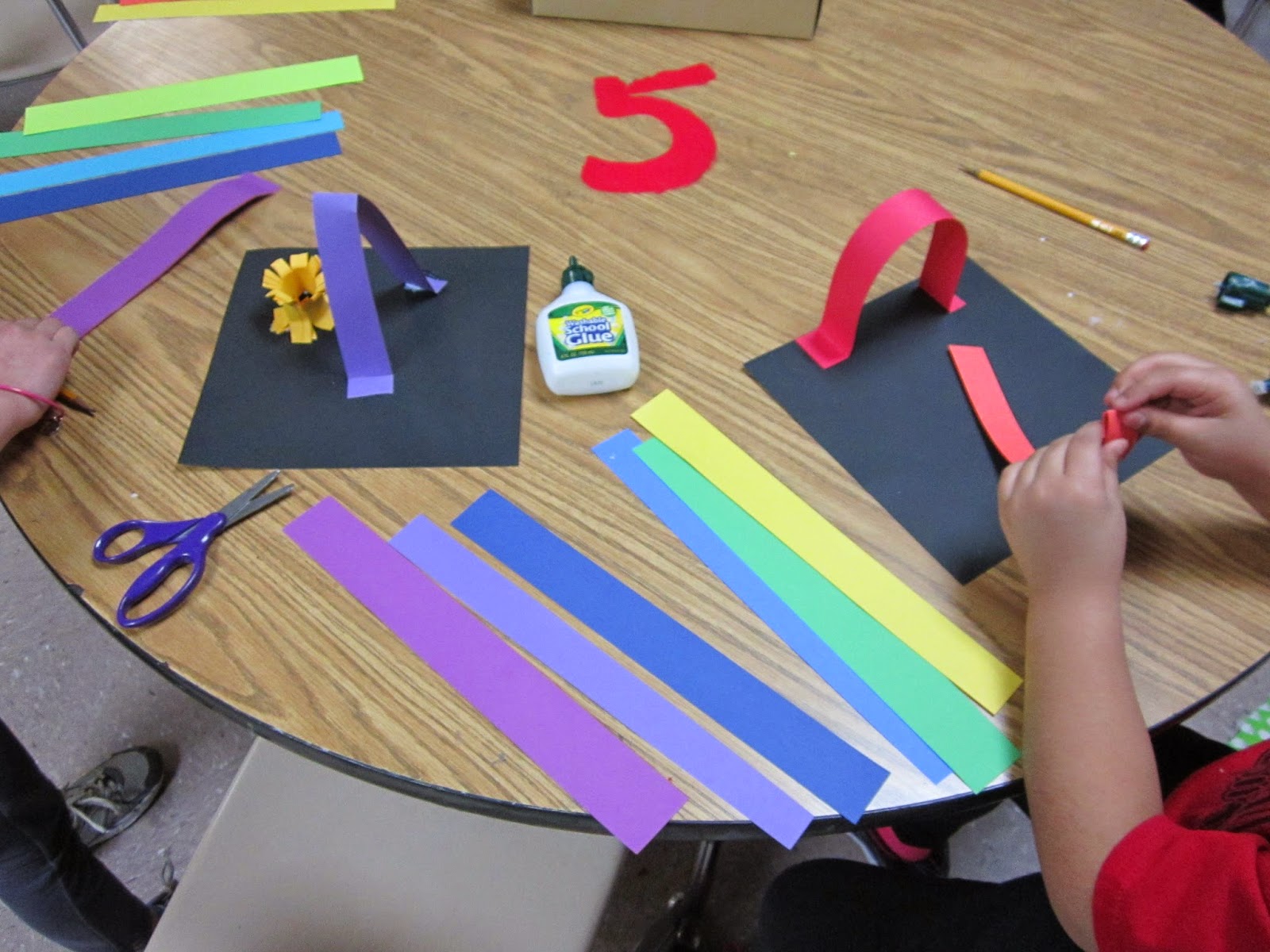 ChumleyScobey Art Room Paper Line Sculpture