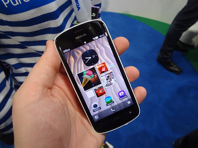 Nokia_808_Pureview_billyinfo2.jpg