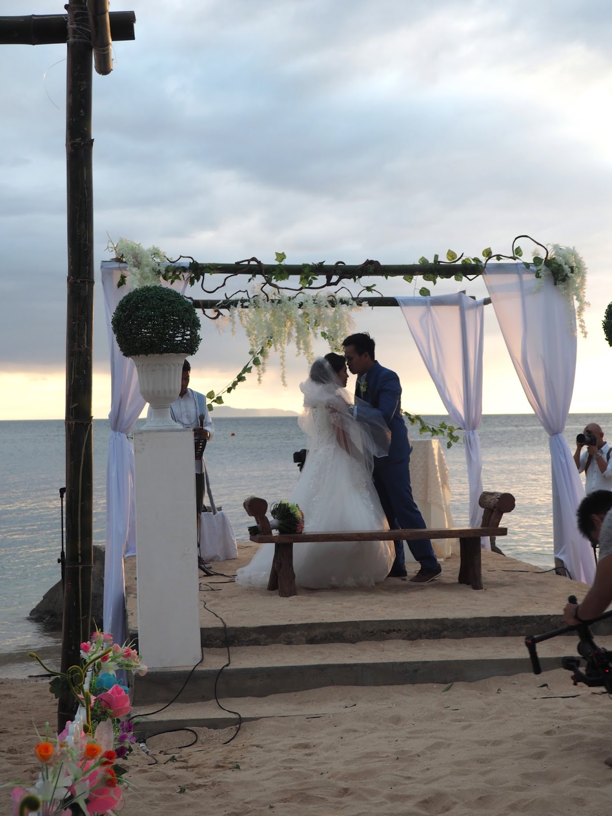 VinaTraveler's Blog Stilts Calatagan Beach Resort, An Amazing Beach Wedding Destination!