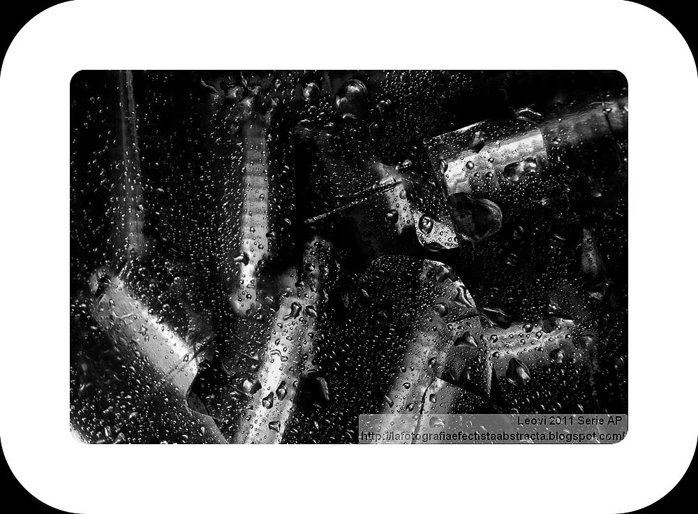 Foto Abstracta 3144 Danza de los labios que esperan - Dance of the lips waiting Foto Abstracta 3144 Danza de los labios que esperan - Dance of the lips waiting