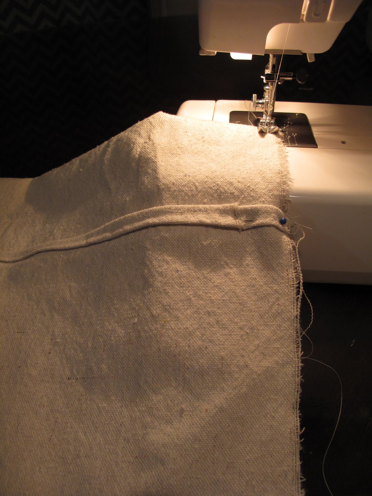 Little Miss Penny Wenny Freezer Paper and Spray Paint Zipper Free Pillows